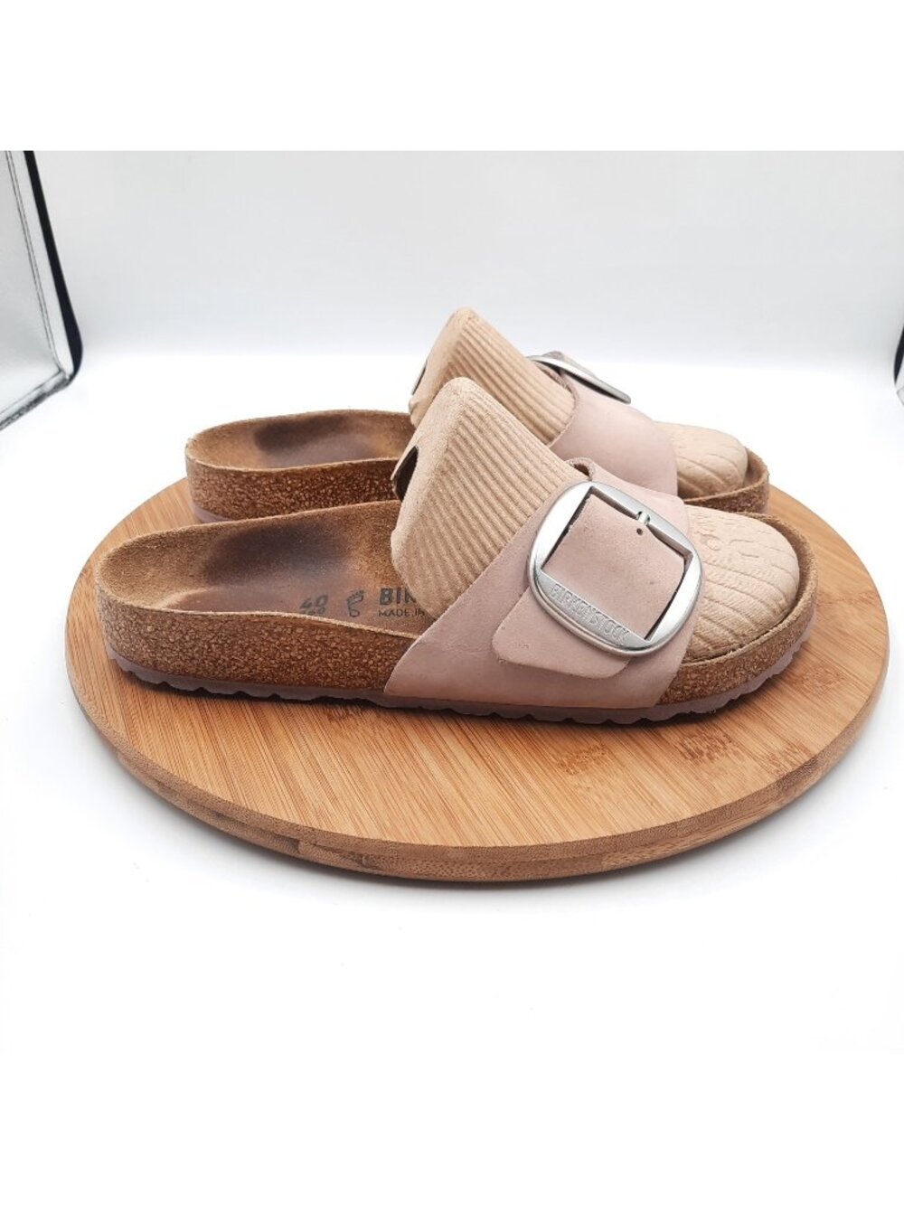 Birkenstock Madrid Big Buckle Womens Size 40 US 9 Sandals Yomo Lilac Nubuck